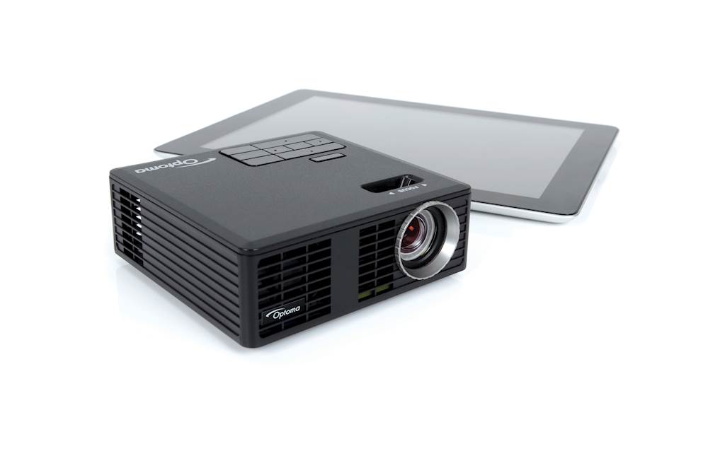 ML750e Ultra-compact LED projector 