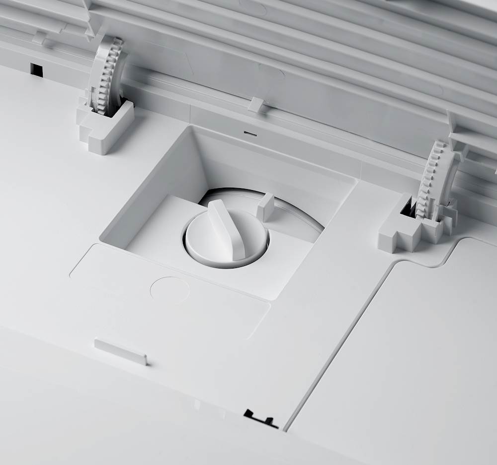 Gallery image UHD550X-3